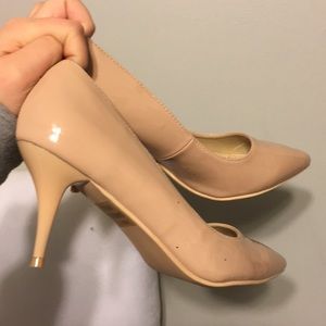 Comfortable mini heels